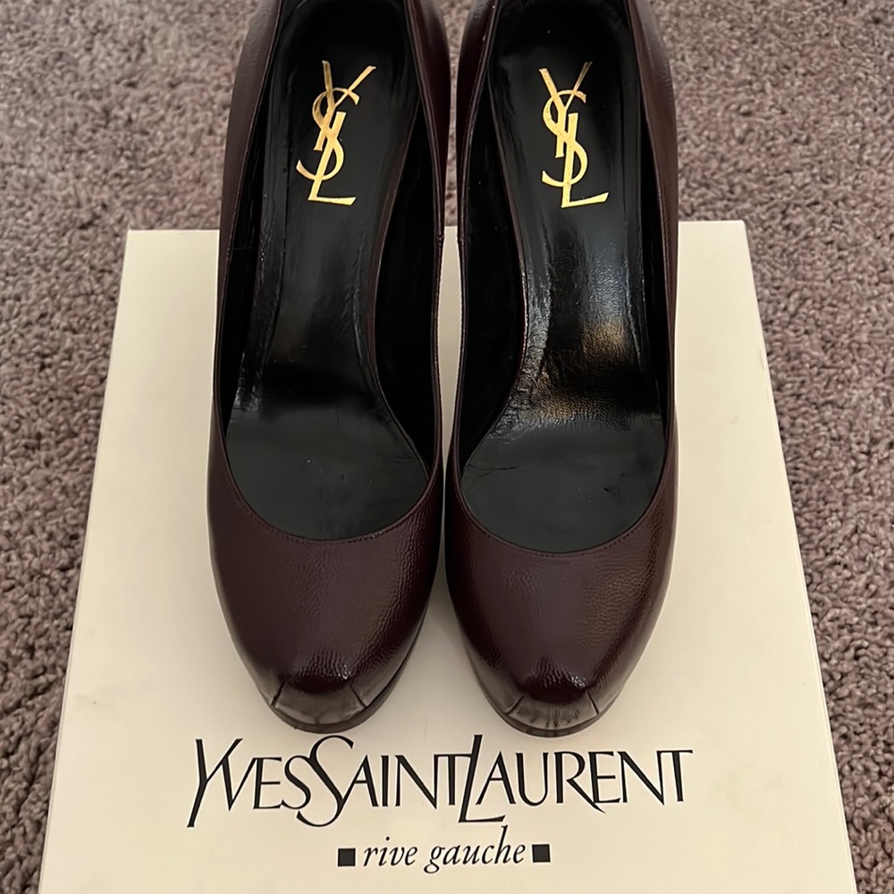AUTHENTIC YSL TRIBUTE PUMPS